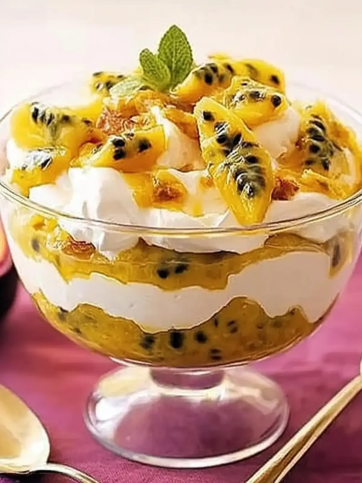 Passion Fruit Trifle: No-Cook Dessert to Wow Your Guests 3 Passion fruit trifle