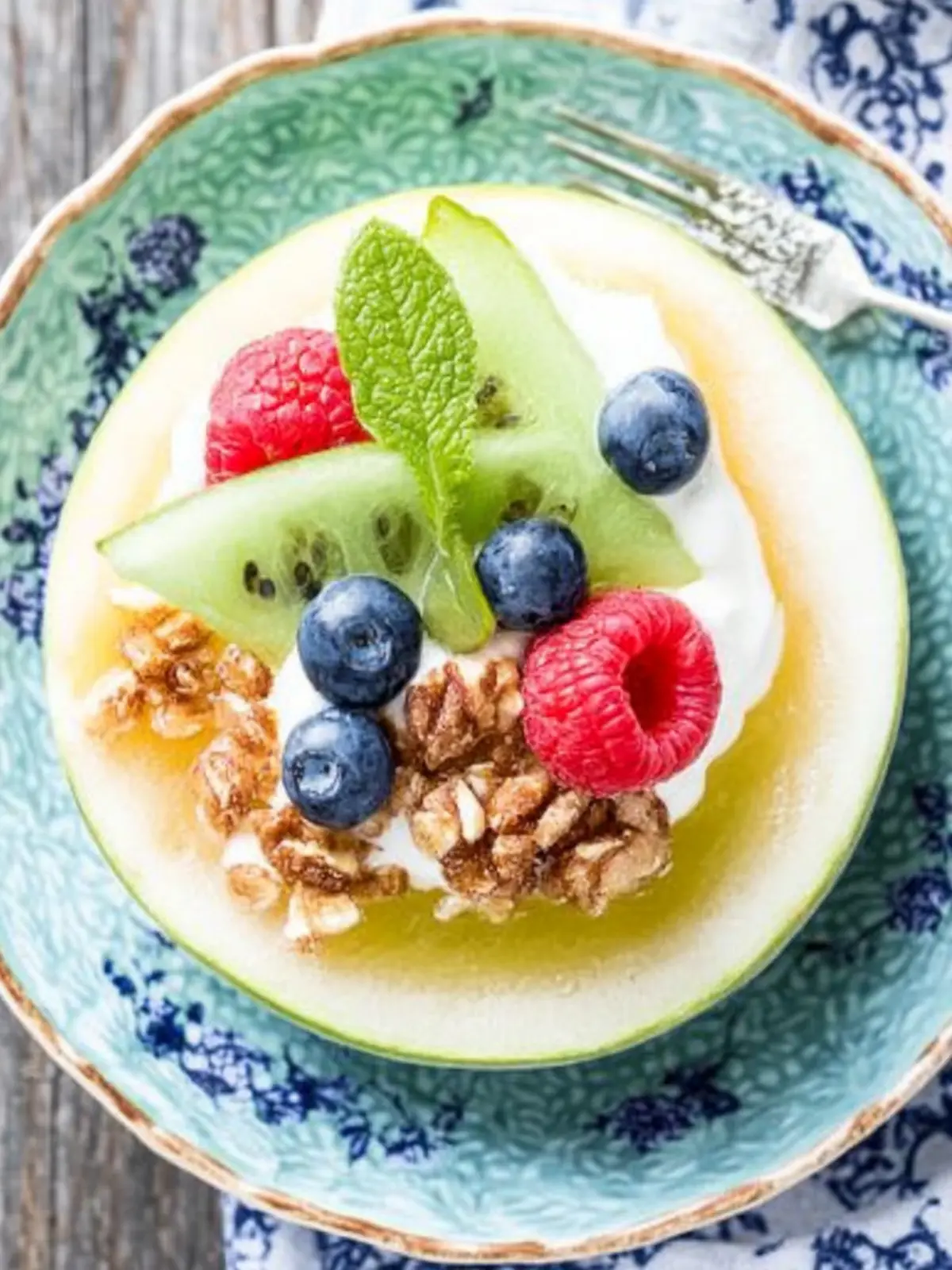 Revitalize Mornings with Delicious Breakfast Melon Bowls 3 Breakfast Melon Bowls
