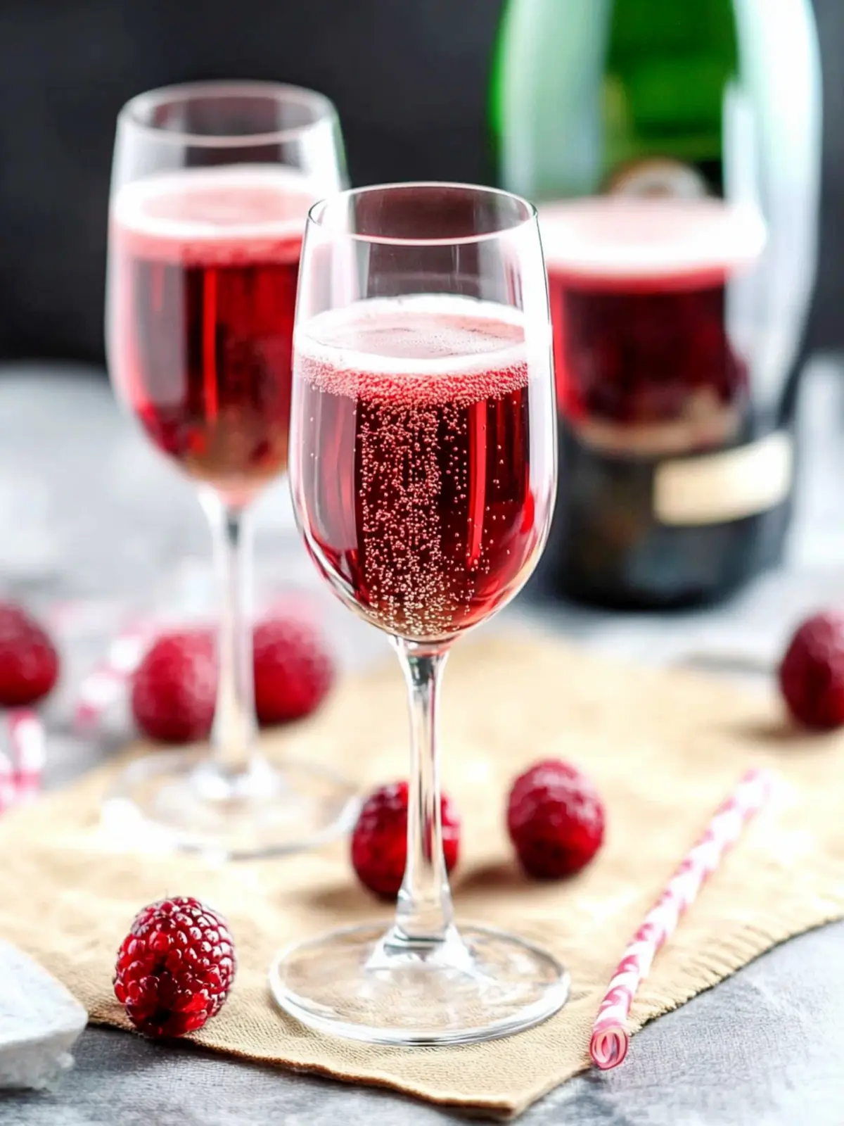 Sparkling Framboise Champagne Cocktail For Instant Celebration 4 Framboise Champagne Cocktail