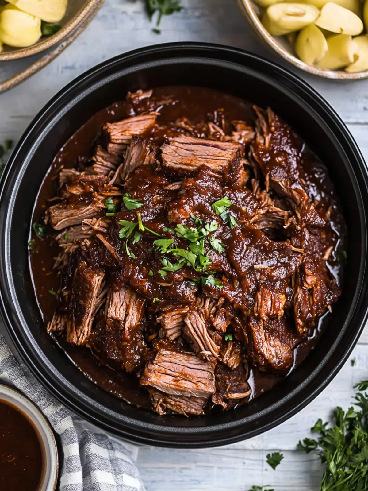 Melt-in-Your-Mouth Slow Cooker BBQ Beef for Family Fun 4 Slow Cooker BBQ Beef