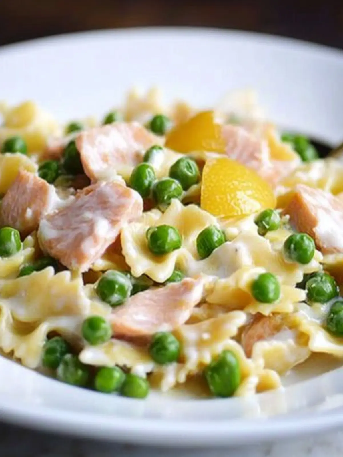 Creamy Farfalle with Salmon, Lemon, and Peas in 30 Minutes 4 Farfalle with Salmon, Lemon, and Peas