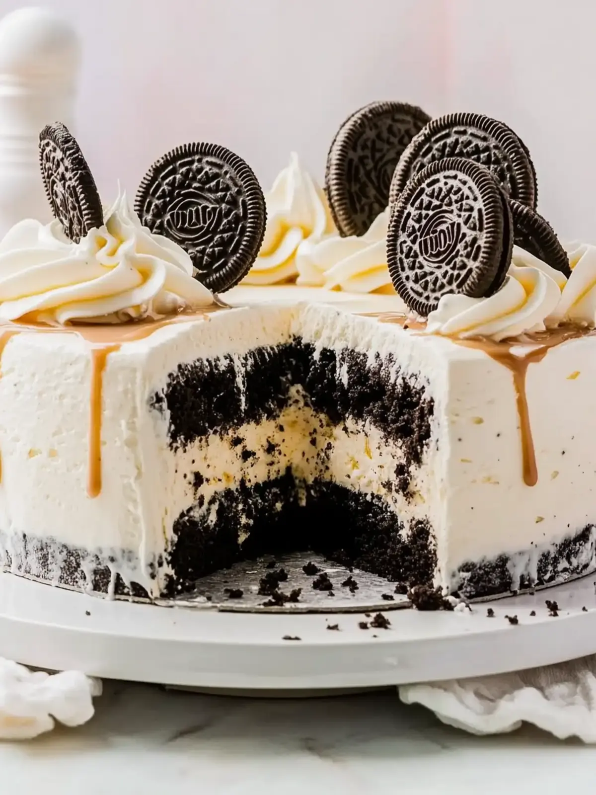 Irresistible Oreo Ice Cream Cake for Sweet Summer Treats 2 Oreo Ice Cream Cake