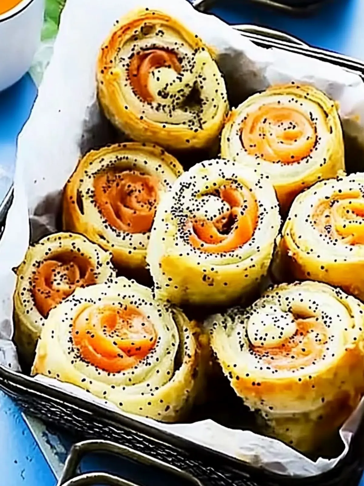 Smoked Salmon & Poppy Seed Palmiers: A Savory Picnic Delight 3 Smoked salmon & poppy seed palmiers