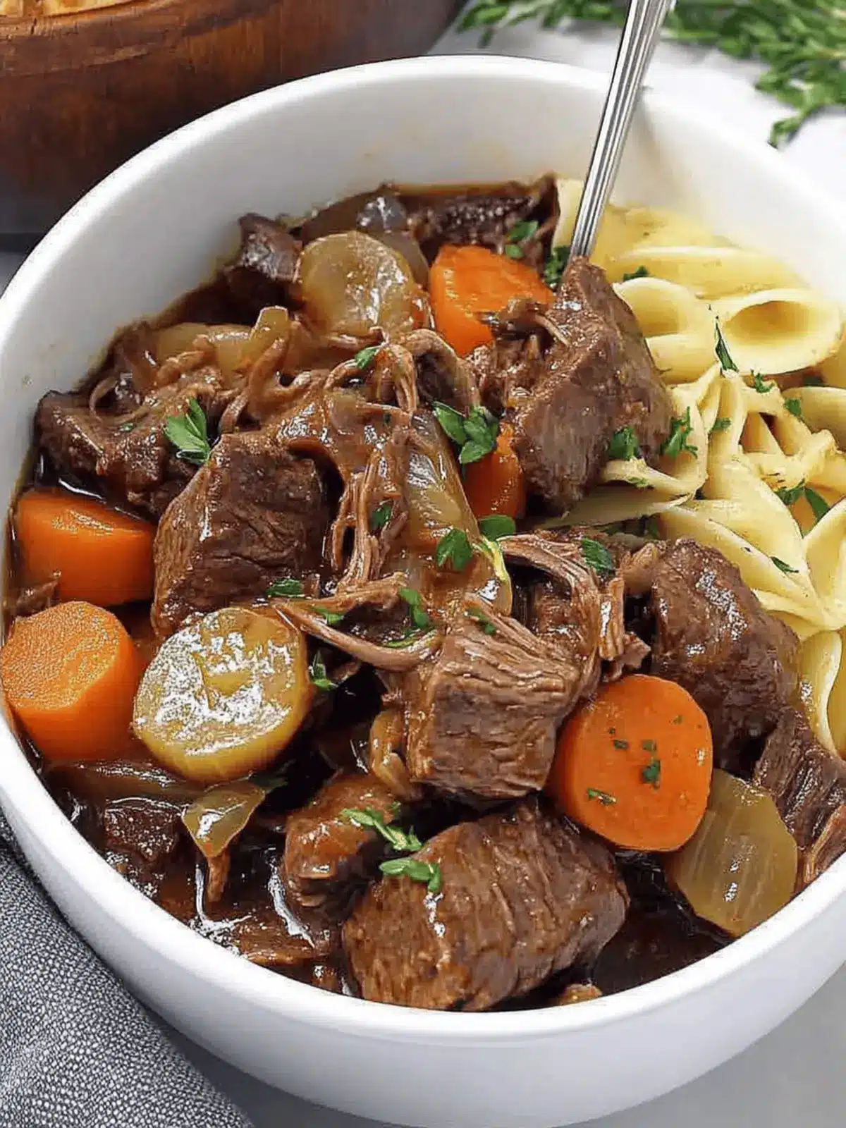 Irresistible Slow-Cooker Beef Burgundy: Comfort Food Bliss 4 Slow-Cooker Beef Burgundy